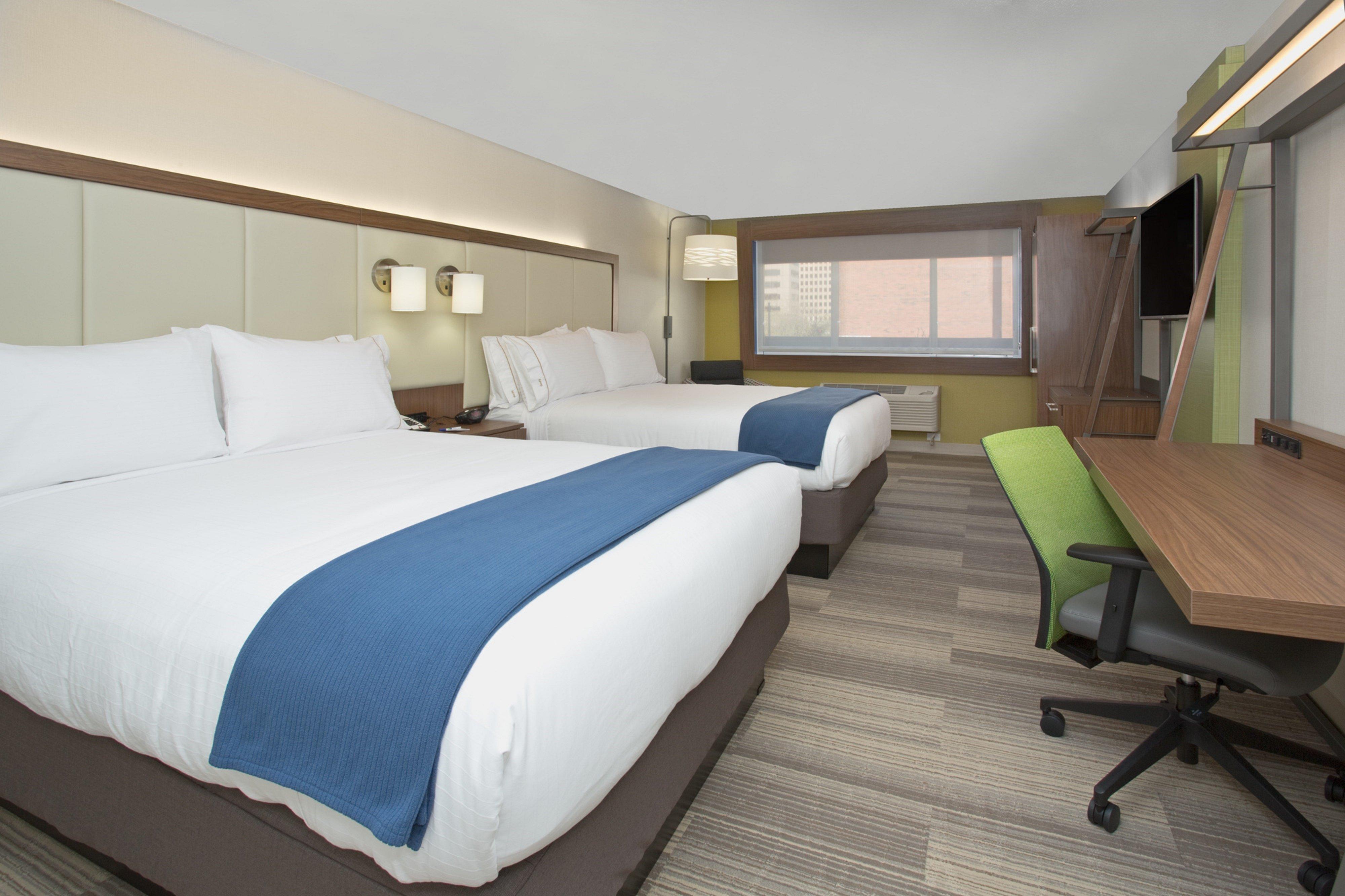 Holiday Inn Express Hotel & Suites Madison By Ihg Exterior photo